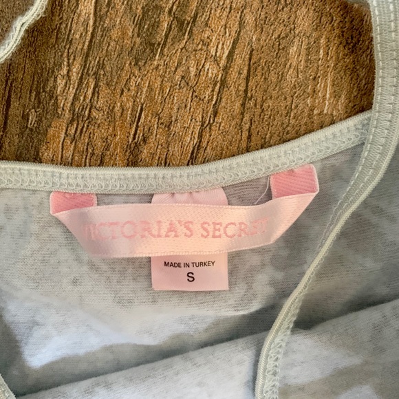 Victoria’s Secret Snakeskin Print Tank & Shorts - Picture 6 of 6